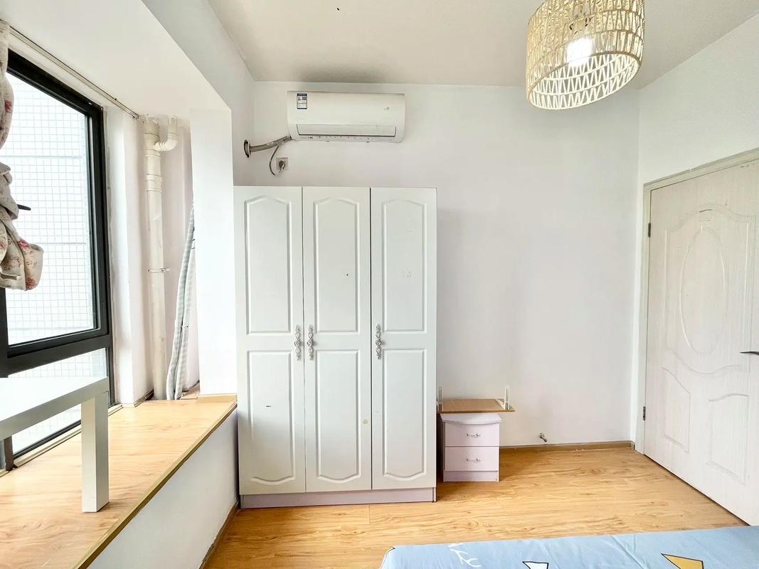 嘉年华青年城SMART公寓